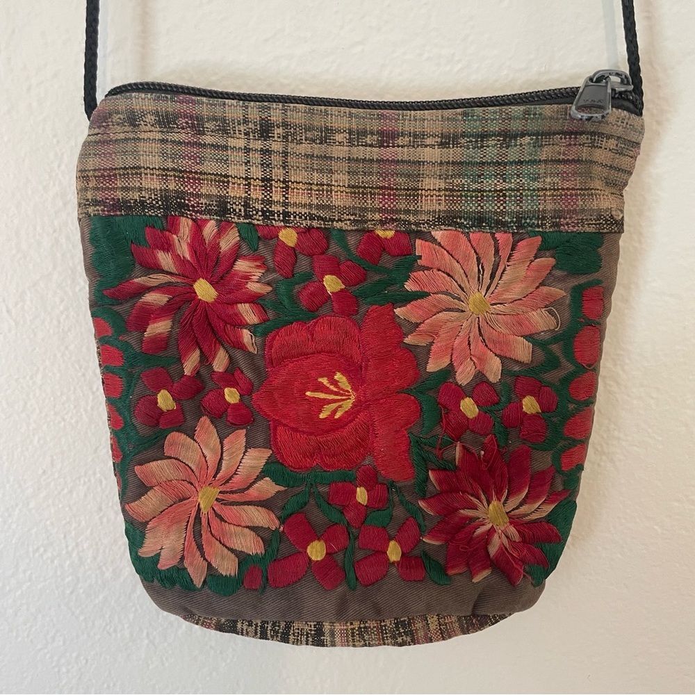 Eucalyptus Boho Multicolor Flowers Plaid Crossbody Bag‎ Handcrafted in Guatemala